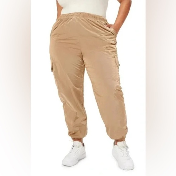 Good American Womens Essential Nylon Cargo Pants PUTTY001 Size 5/Xl - Picture 1 of 6